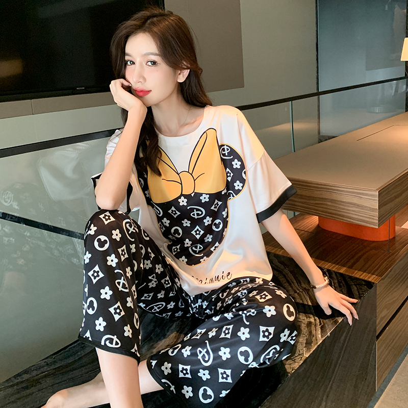 2025 New Ice Silk Pajamas for Women, Can Be Worn Outside, Summer Thin Silk Home Wear, High-End Three-Piece Set