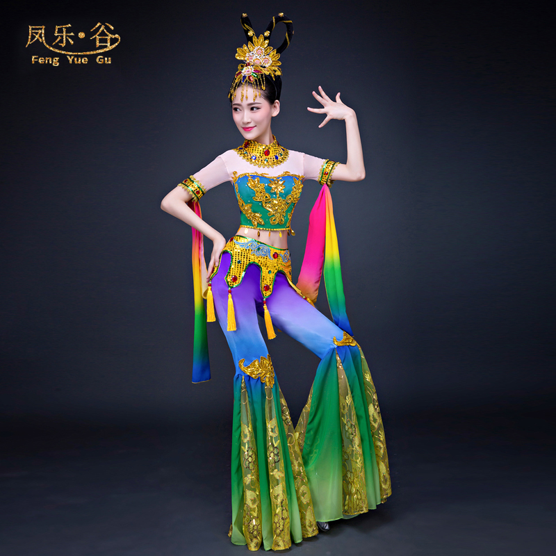 Đôn Hoàng thực hiện phù hợp với nước bay tay áo nhảy ca khúc nhạc dance quốc gia với biểu diễn múa chiếc váy cổ điển khiêu vũ váy nữ nổi