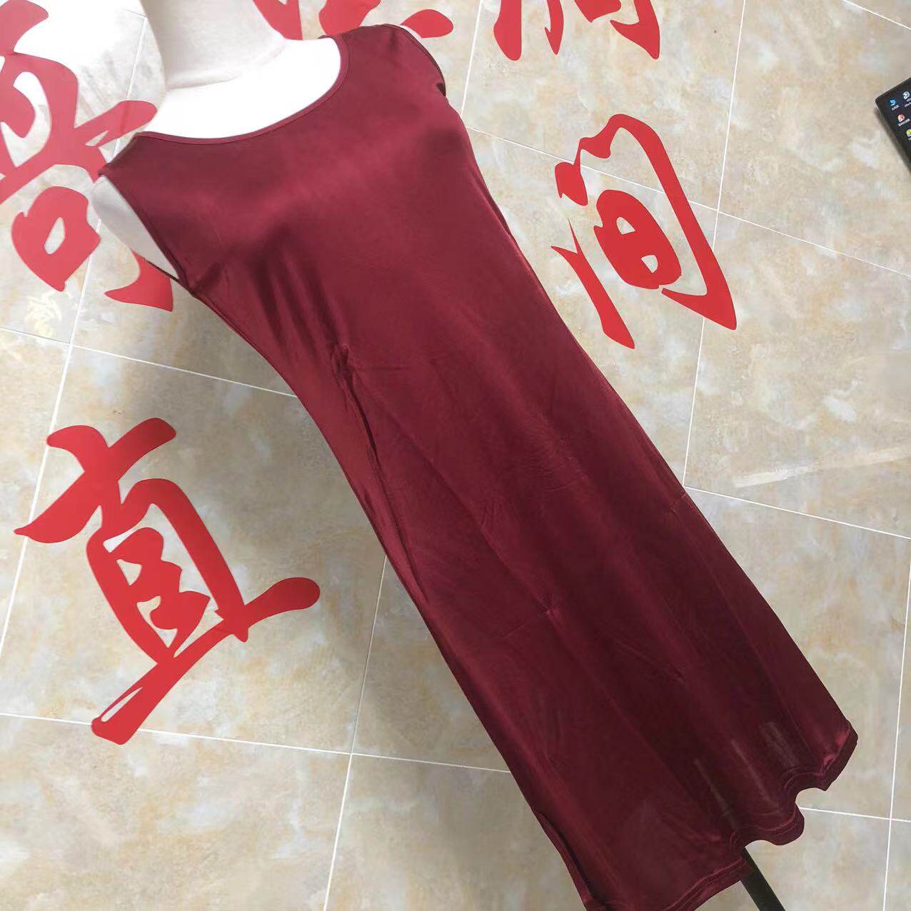 (Operation Breaking the Cocoon) Solid Color Knitted Silk Heavy Factory Silk Ladies Sundress Red K157