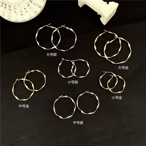 Брендовые универсальные серьги, популярно в интернете, простой и элегантный дизайн