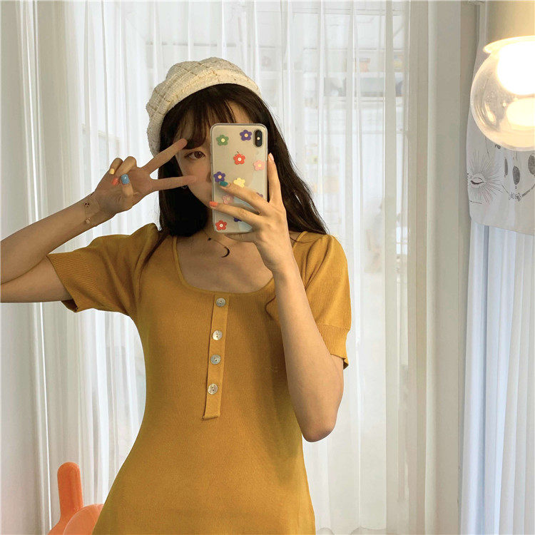 Retro single-breasted, form-fitting knitted dress that exposes the collarbone pic 25