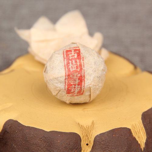 Yunnan Pu'er Tea Ancient Tree Snow bud Tuocha Iceland Single bud White Hao Snow Bud Longzhu Tea Raw tea 10 pieces experience pack