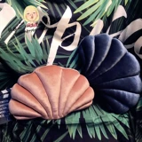 Выход бархатной оболочки подушки Fra*c.. Та же подушка офисная сеть подушки северной европейской ветровой кровати обратно с сердечником