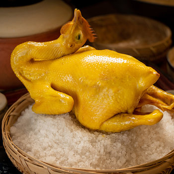 Meizhou Salt-Baked Whole Chicken, Authentic Guangdong Hakka Specialty, Vacuum-Packed Ready-To-Eat Chicken, Hand-Torn Salted Chicken, Cooked Food