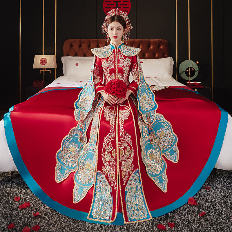 Heavy work extravagant show Won't suit the bride 2022 New Chinese wedding dress wedding gown Winter senior show kimono 