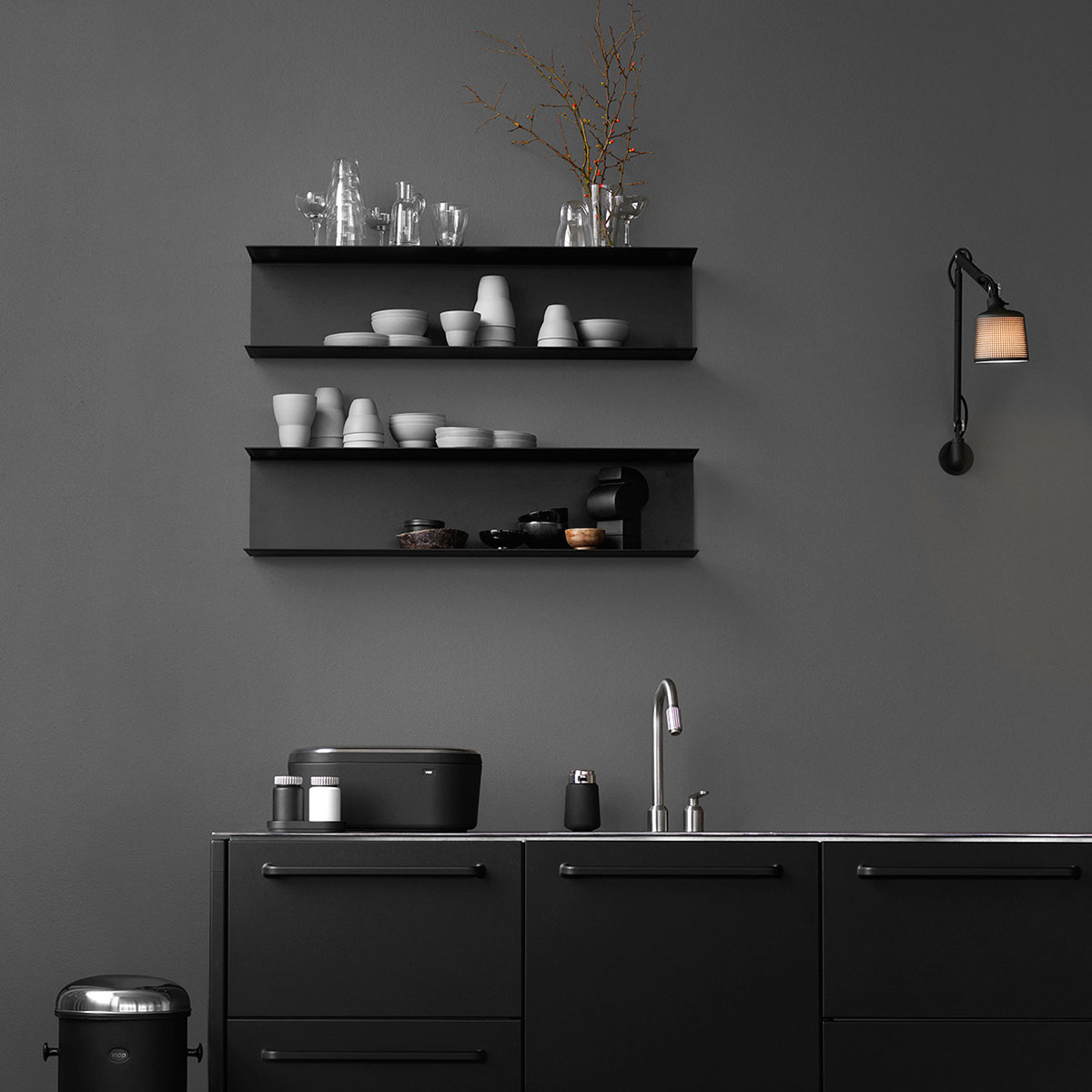 Nordic one-word wall wall mounted modern minimal layer wall hanging kitchen living room bedroom iron partition