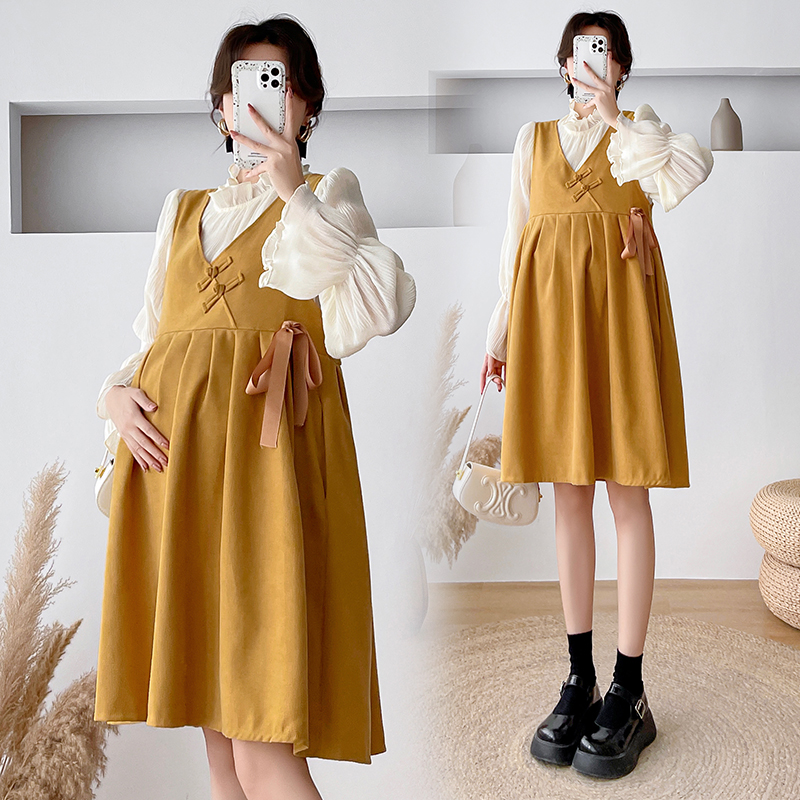 Maternity wear casual fashion temperament long-sleeved bottoming top holding baby bag skirt two-piece mid-length version of pregnant women's dress women