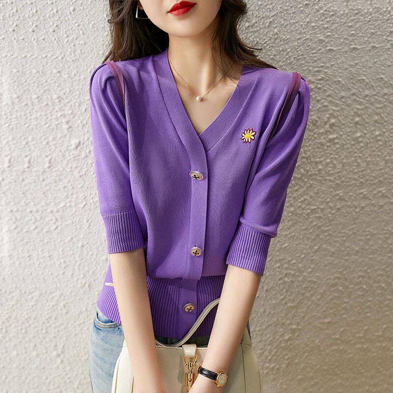 Daisy embroidery bubble mid-sleeved purple knitted cardigan women's 2022 spring and summer new thin section five-quarter-sleeved V-neck top