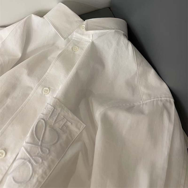 Travin New Store 8/15 High-End White Long-Sleeved Shirt for Men and Women, Light Luxury Age-Reducing Shirt, 2026 Autumn Travin New Store 8/15 High-End White Long-Sleeved Shirt for Men and Women, Light Luxury Age-Reducing Shirt, 2026 Autumn