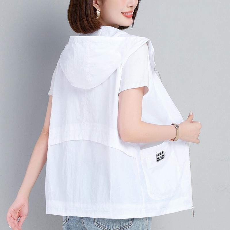 Thin Vest for Women, Spring and Summer Outerwear, 2026 New Popular Style, Middle-Aged Mom Casual Sports Sun Protection Vest Thin Vest for Women, Spring and Summer Outerwear, 2026 New Popular Style, Middle-Aged Mom Casual Sports Sun Protection Vest