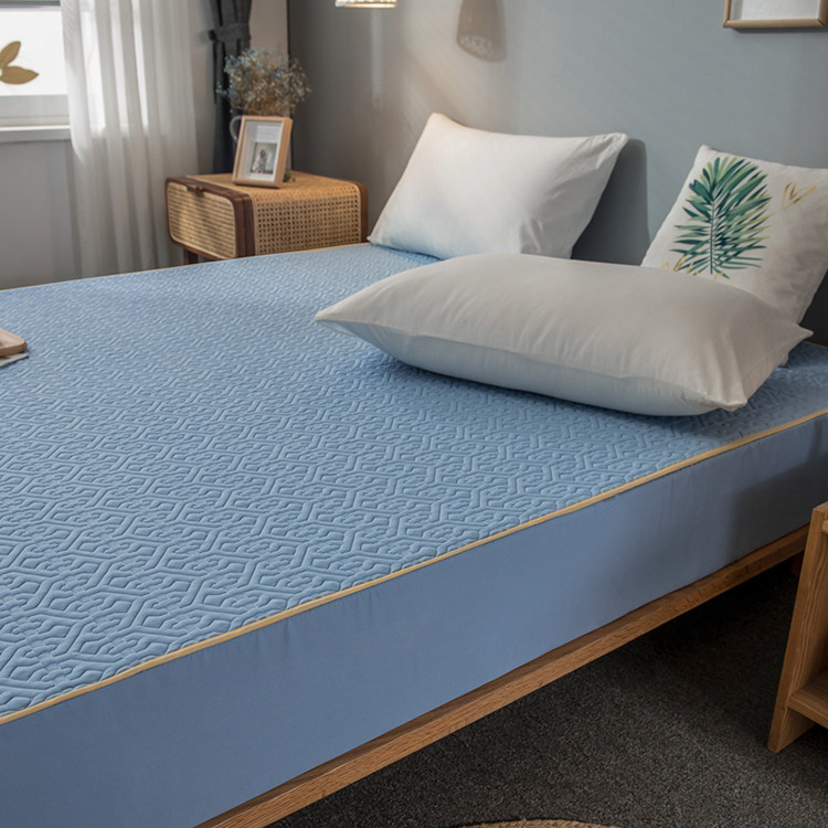 Натяжная простыня None 1.5m