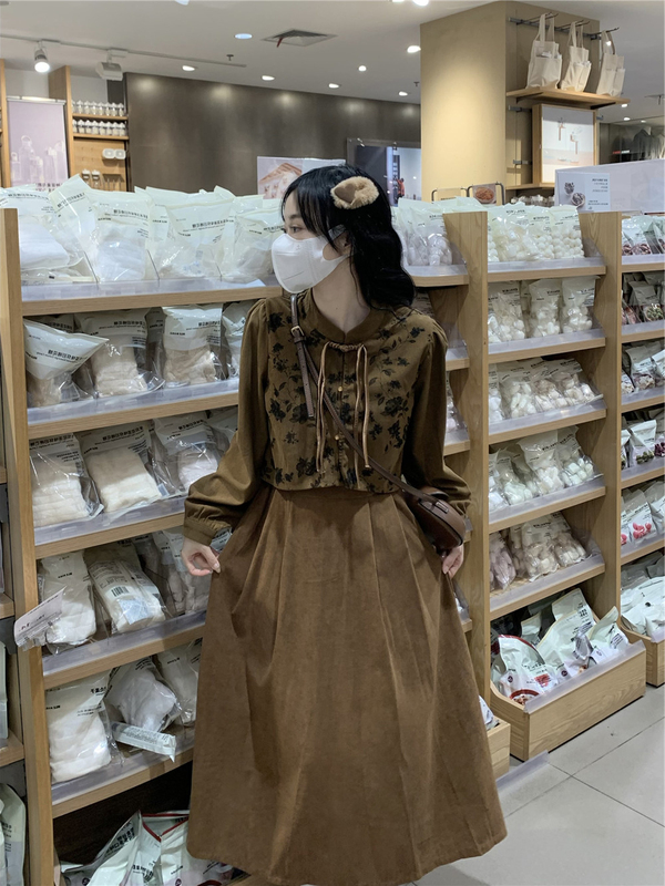 New Chinese-Style Retro National Style Tassel Button Long-Sleeve Jacket with Waist-Cinching Slimming Effect, Camisole Dress, Corduroy Dress Set