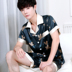 Ice lụa mens mỏng ngắn tay pajama set mùa hè đơn giản tươi lụa nhà quần áo có thể mặc hai mảnh mùa thu. 