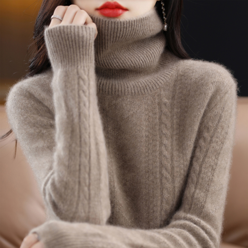 High-Neck Base Shirt for Women, Autumn and Winter 2026 New Thickened Knit Top, Slimming, Tummy-Covering, Plus-Size Loose Sweater