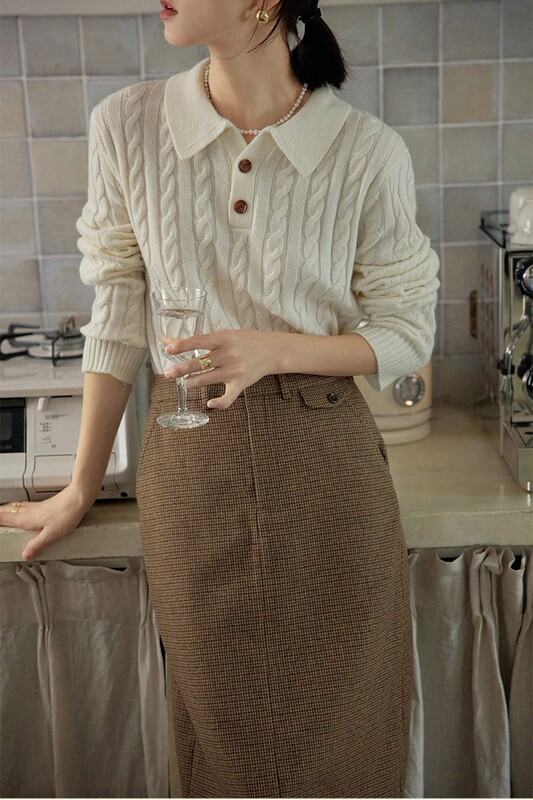 French Retro Polo Collar White Lapel Twist Sweater for Women in Autumn and Winter, Gentle Style Wool Knitted Bottoming Shirt Top