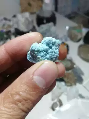 Small best aluminum trihydrate mineral crystal