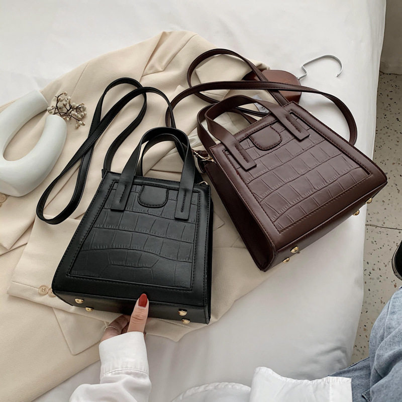 Texture Lady Bag Bag 2020 Autumn Winter New Fashion Temperament Alligator Tattoo 100 Lap Single Shoulder Inclined Satchel Bag