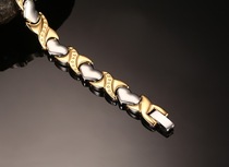 2018 New Korean fashion handwear trend with magnetic ladies Bracelet Korean jewelry SBRM-058