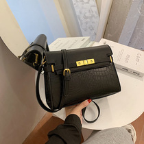 Net red small 2020 New Tide fashion texture crocodile underarm bag Joker shoulder bag