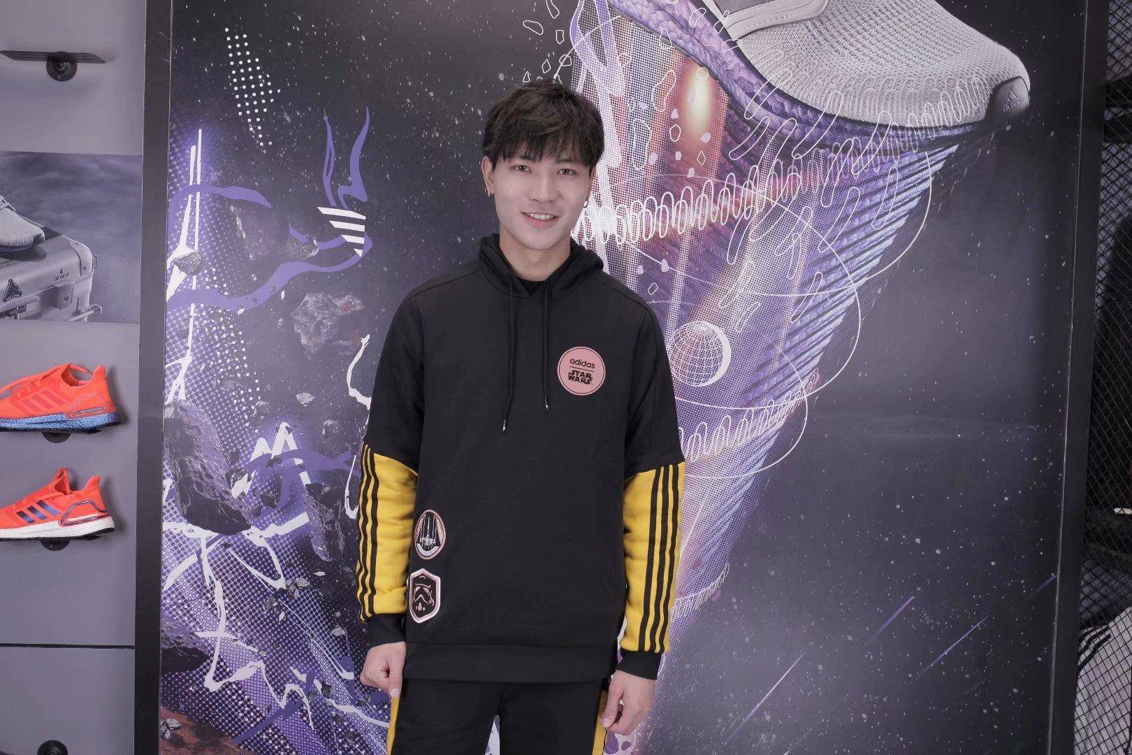 adidas联名,向星战致敬