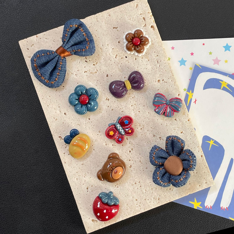 Crocs Accessories 2025 Autumn and Winter New Retro Blue Denim Butterfly Shoe Charms Suitable for Crocs High-End DIY
