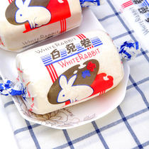 Net celebrity big cake roll White Rabbit cake wrapping paper White Rabbit roll wrapping paper greaseproof paper Swiss roll paper 50 sheets