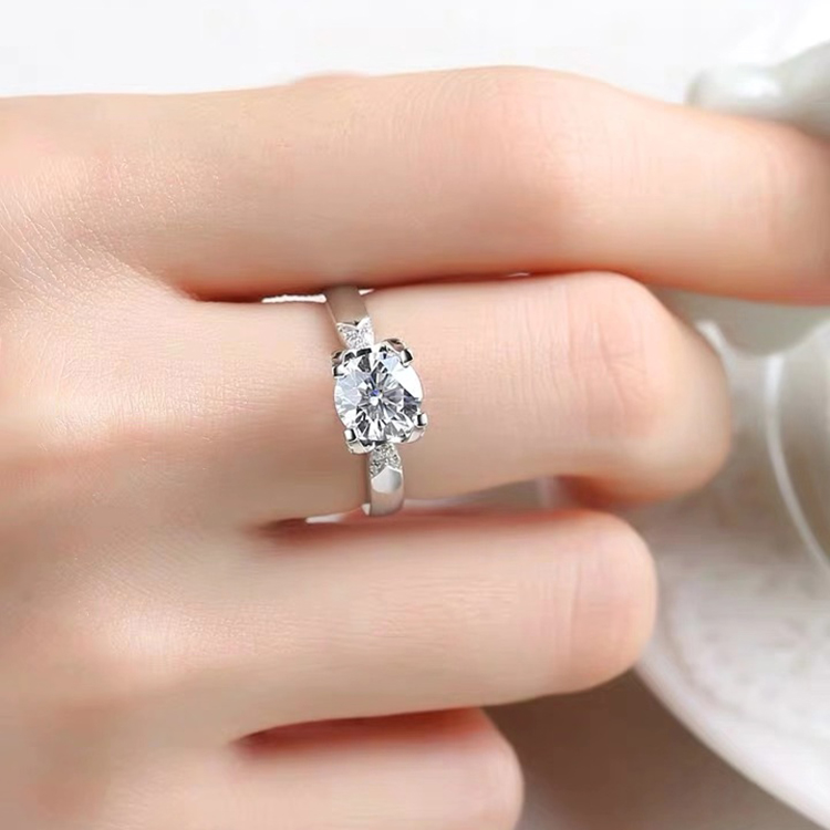 PT950 platinum female ring moissanite ring female simulation four-claw 1 carat diamond wedding bull head diamond ring