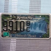 US license plate Kentucky Kentucky 9910BC Highway cultural collection Industrial style old bar decoration