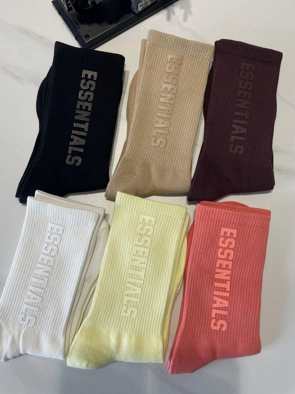New Essentials Socks, Exclusive Fog Miki Trendy Brand Pure Cotton Casual Mid-Calf Socks, Short Socks for Men and Women New Essentials Socks, Exclusive Fog Miki Trendy Brand Pure Cotton Casual Mid-Calf Socks, Short Socks for Men and Women