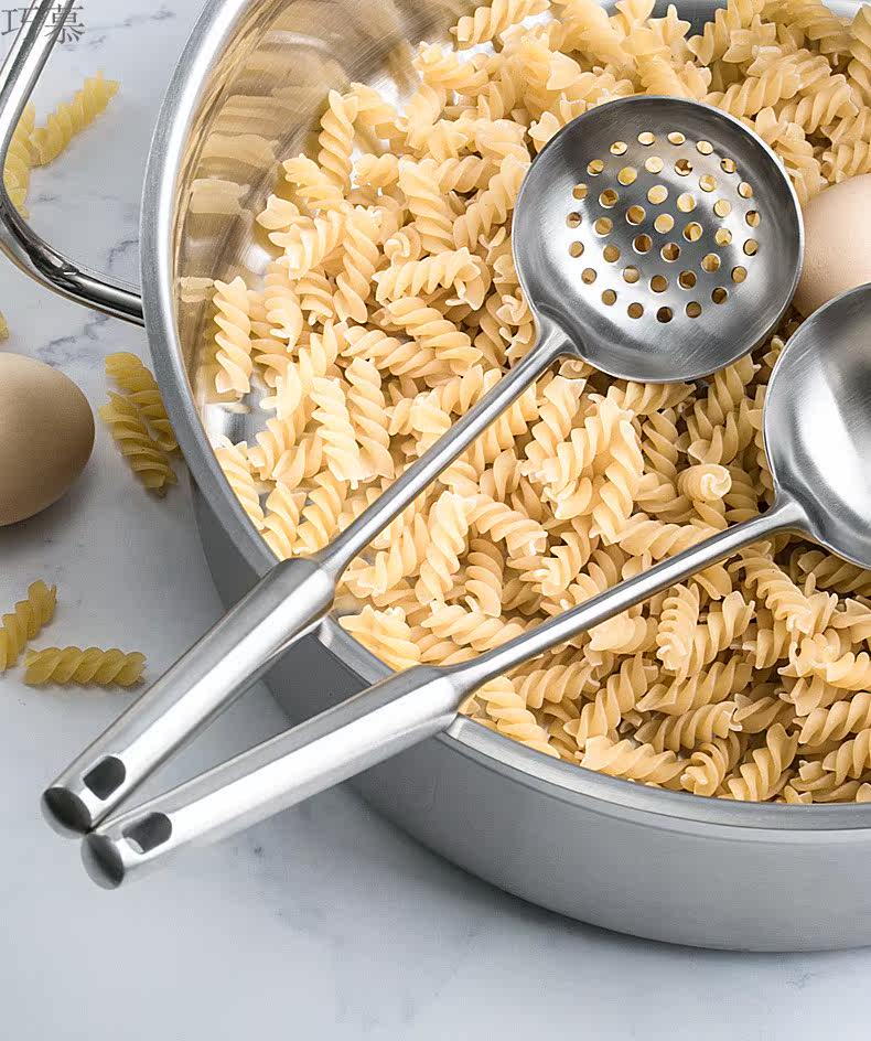 CT18 Hot Pot Spoon Page_03.jpg