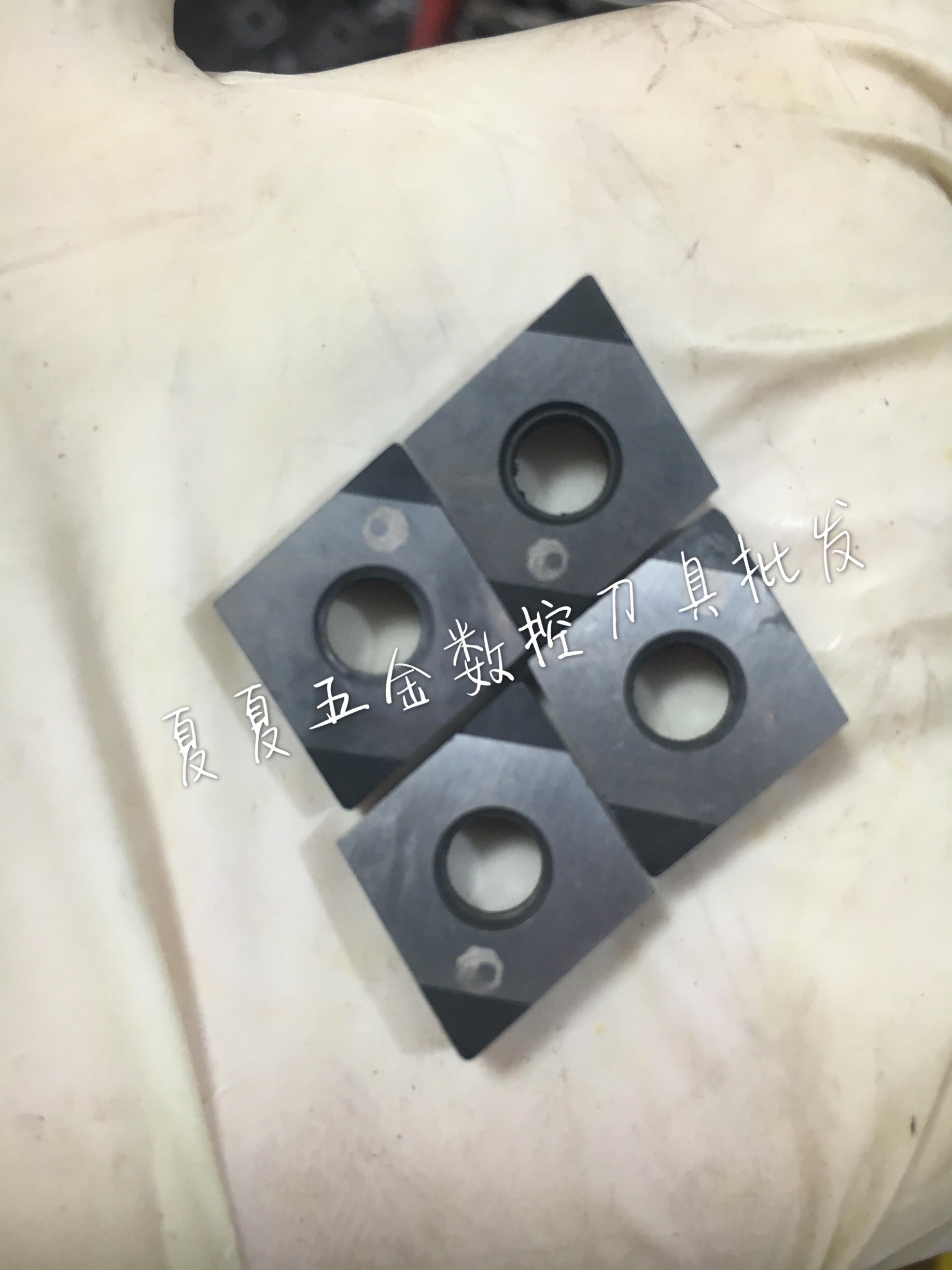 Imported second-hand cubic boron nitride blade CBN double-head car quenching superhard material