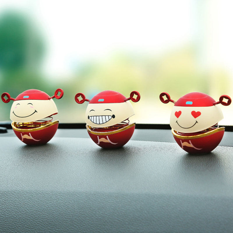 Car ornaments net red car shake head decoration supplies Daquan car God of wealth high-end creative cute vibrato models