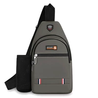 Стиль два хаки [водяная чашка с боковой сумкой двойной горизонтальную молнию]