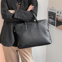 Mens Handbag Large Capacity Business Briefcase Casual Computer Bag Mens 2024 New Commuting Crossbody Shoulder Bag