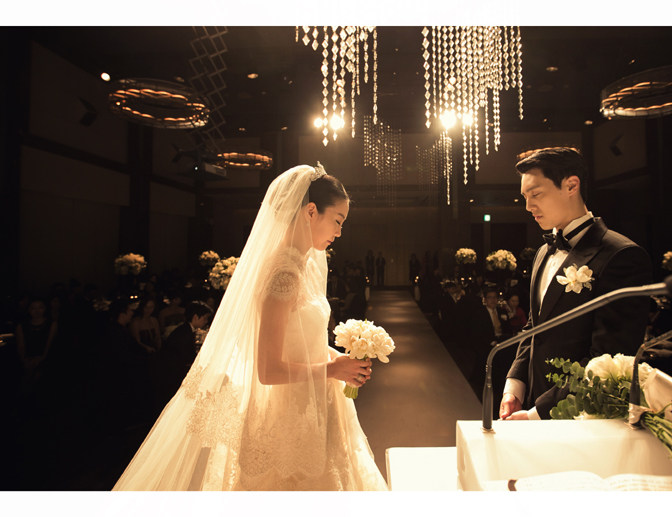 Xi'an wedding photography bride with makeup wedding honeymoon photographer travel photography documentary follow-up shooting Little Red Book recommendation