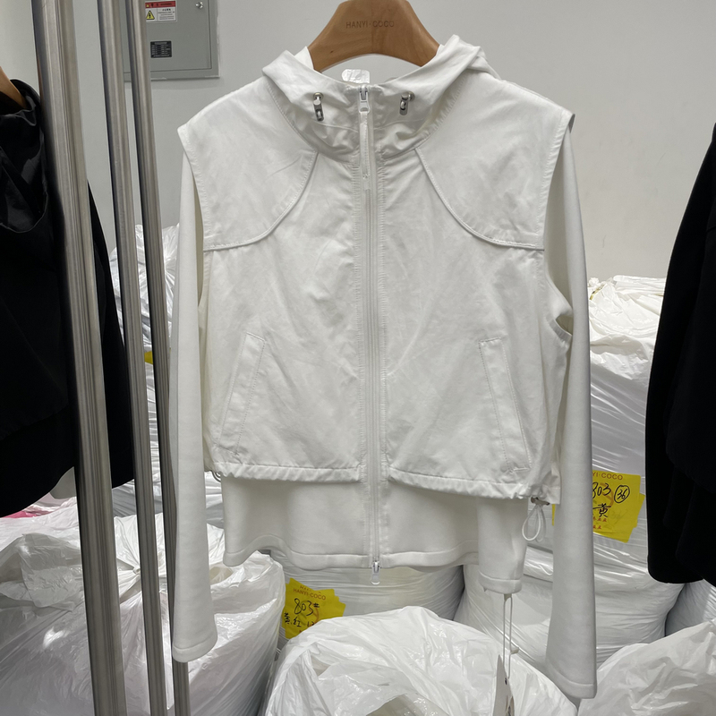 Korean-Style Cc-028 Fake Two-Piece Spliced Hooded Jacket for Women 2026 New Slim-Fit Versatile Jacket Windbreaker