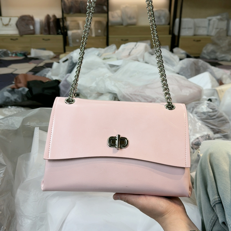 Pink Wanderer Messenger Bag 7863