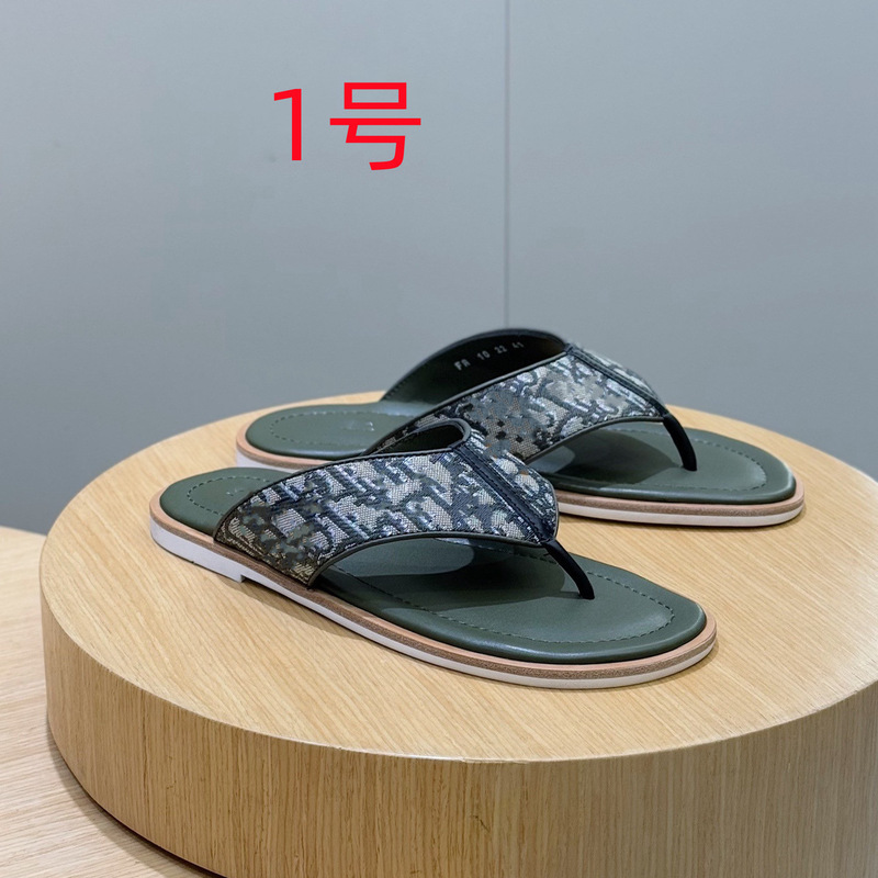 European Trendy Brand Genuine Leather Men's Slippers 2026 Summer New Sandals Flip-Flops Fashionable Beach Men's Shoes Non-Slip