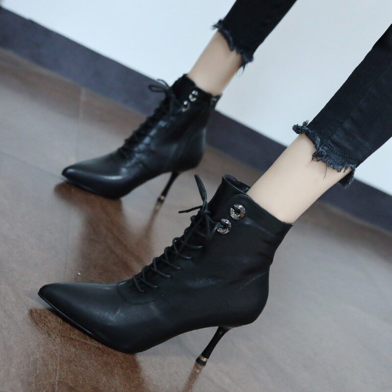 Hong Kong 2022 Fashion lacing fine with Martin boots Women Inn Wind suede Custard Short Boots Autumn Winter New High Heels