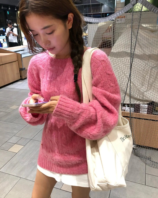 Korean Banae 24 Autumn/Winter New Thick Wool Cable Knit Pullover Sweater, Fresh and Versatile Loose Wool Sweater