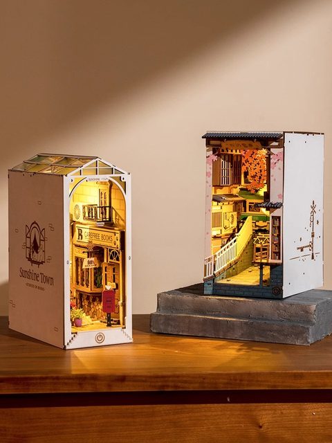 Rolife Sunset Alley Assembled Bookend Handmade DIY Miniature House 3D Sensory Puzzle Birthday Gift