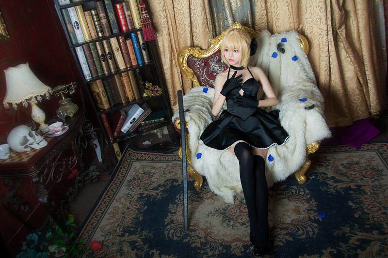 товар из китая 黑saber连衣裙命运之夜fate吾王阿尔托利亚cosplay女装礼服