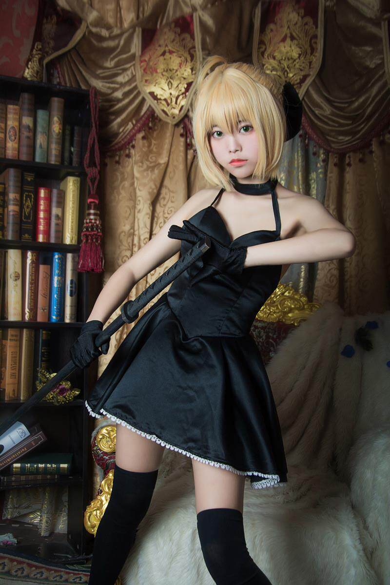 товар из китая 黑saber连衣裙命运之夜fate吾王阿尔托利亚cosplay女装礼服