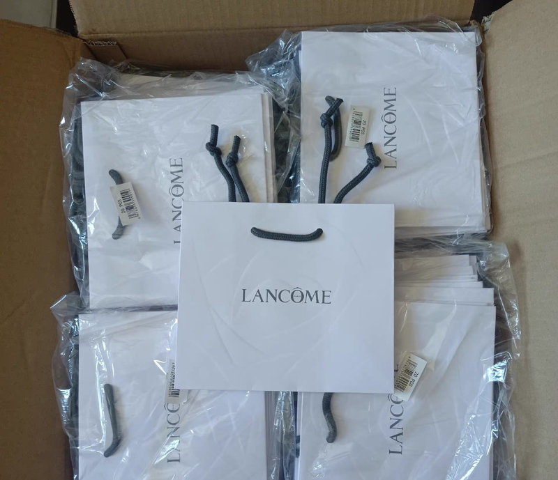 New Version of Lan Gift Bag with Embossed Texture, Counter Tote Bag, Skincare Product Packaging Bag, Hand-Held Paper Bag, Genuine Gift-Giving
