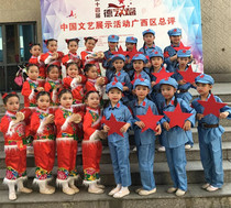 Five-pointed star props Red Star sparkling song performance Games opening ceremony Admission ceremony props chorus red song and dance