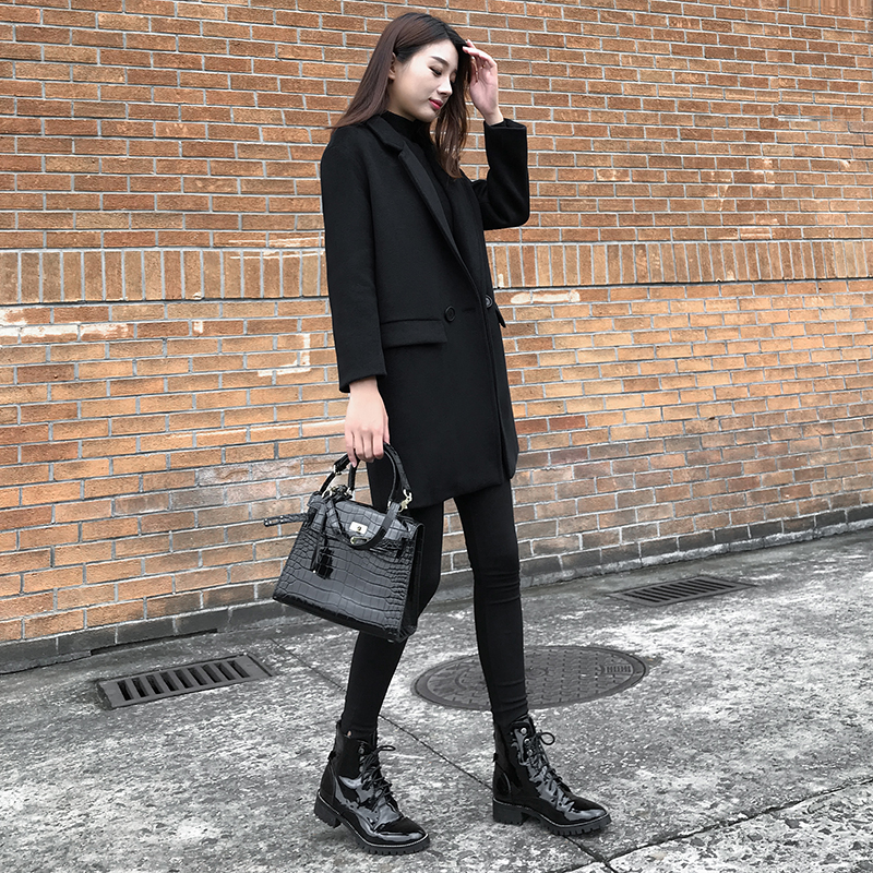 Black fur in suit jacket Women's medium long version of autumn and winter workout temperament Herbena little sub mansuede Sub-big clothes