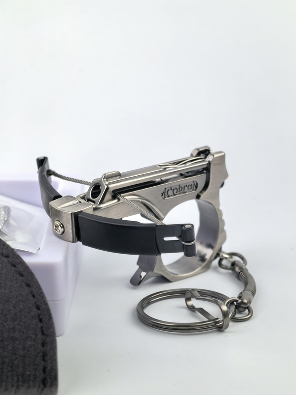 Cobra Folding Mini Crossbow Model Keychain 2025 New Retro Cold Weapon Mini Keychain