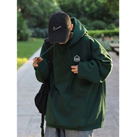 Темно-зеленый