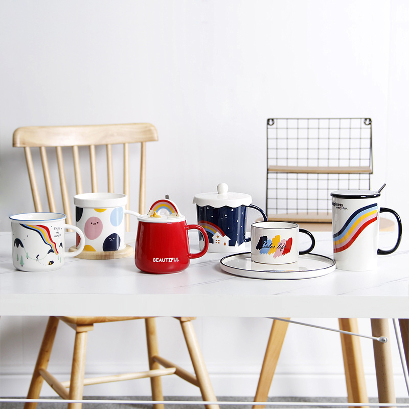 Couples high - capacity rainbow suit mark cup creative move trend ceramic coffee cup express it with a spoon