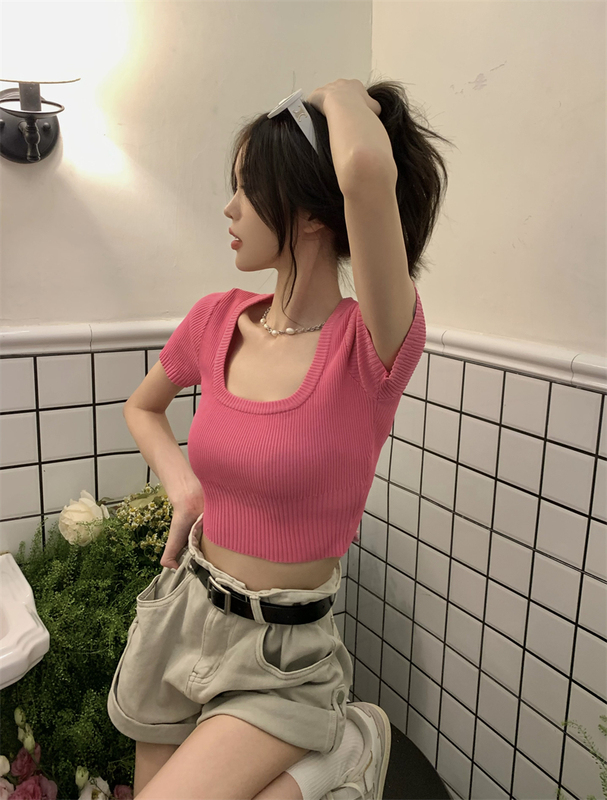 French-Style Spicy Girl Square-Neck Short-Sleeve Knitted T-Shirt for Women, Summer Design, Short High-Waisted Tight-Fitting Unique Low-Neck Top